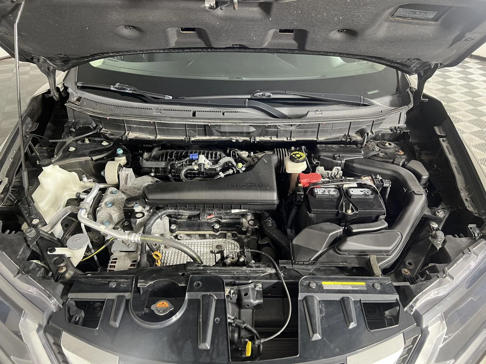 Used 2017 Midnight Jade Nissan SV image 23