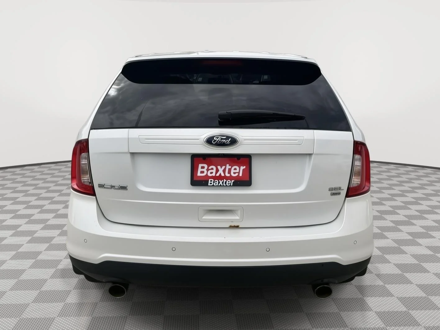 Used 2013 White Ford 4dr SEL AWD image 6
