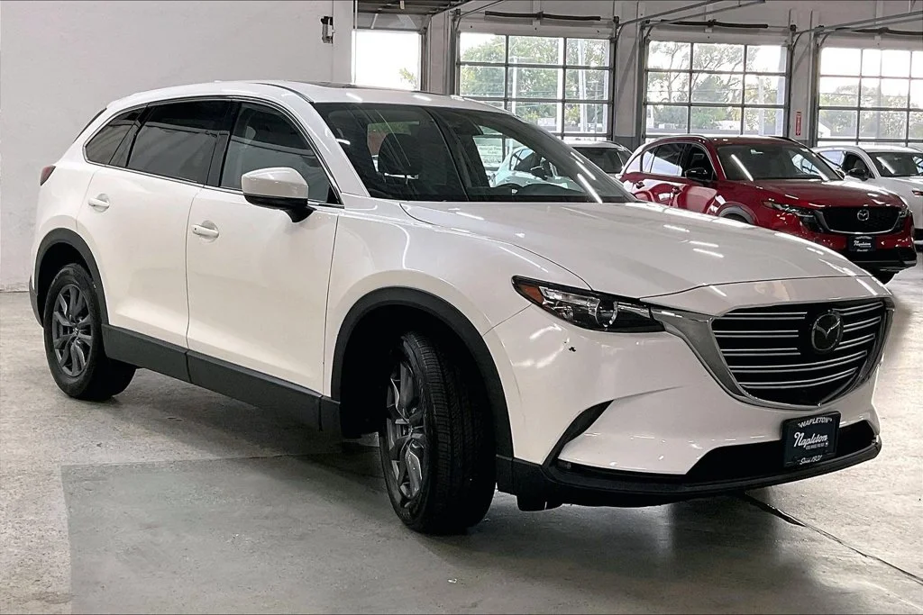 Used 2023 White Mazda Touring image 35