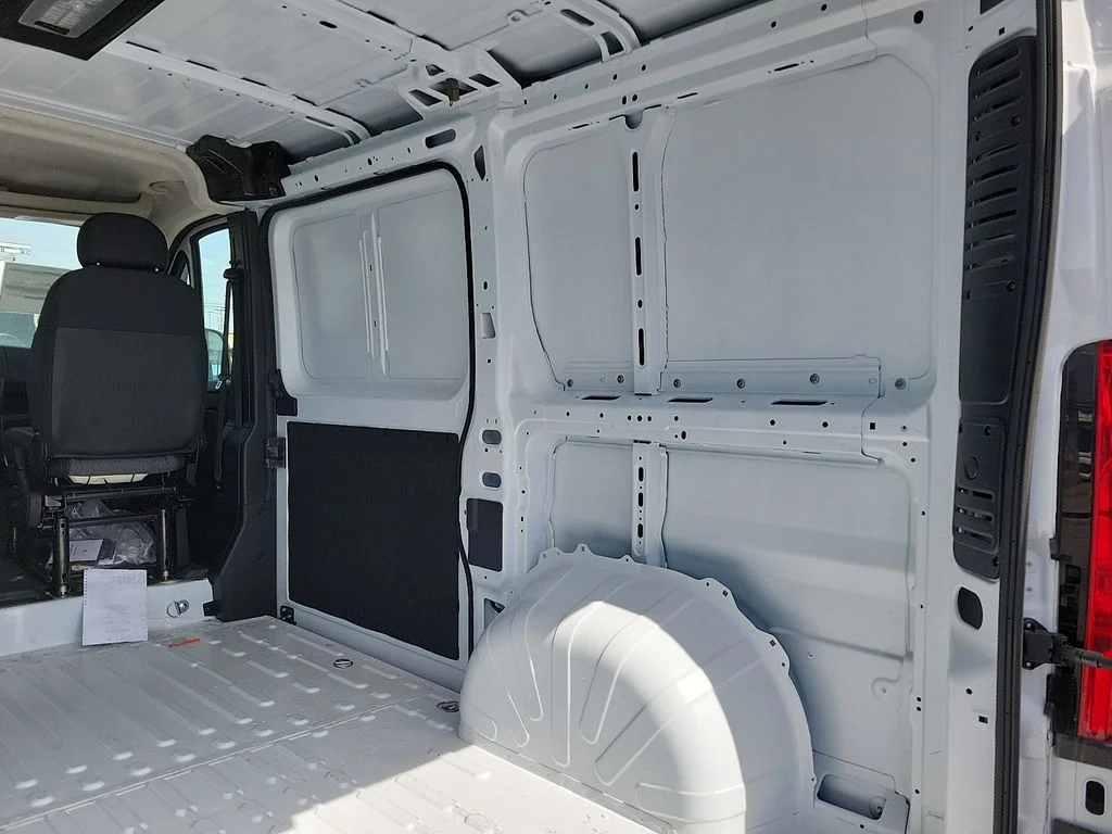 New 2026 Bright White Clear-Coat Exterior Paint RAM Low Roof image 10