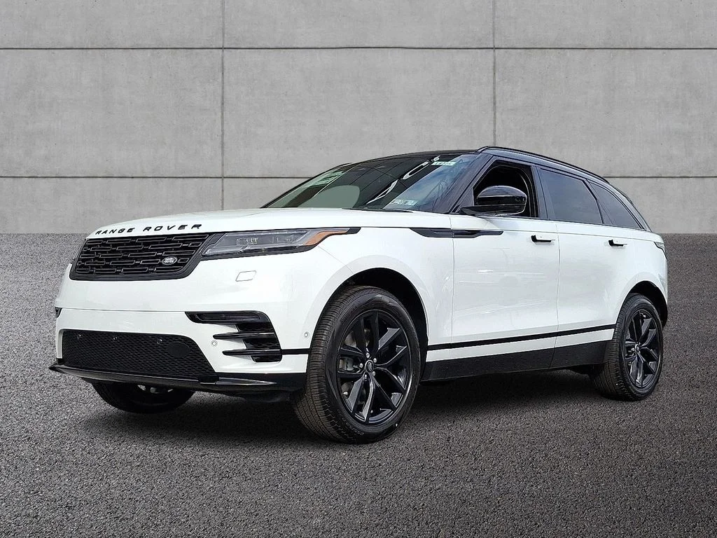 New 2026 Fuji White Land Rover Dynamic SE image 1
