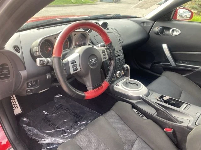 Used 2007 Red Nissan Enthusiast image 7