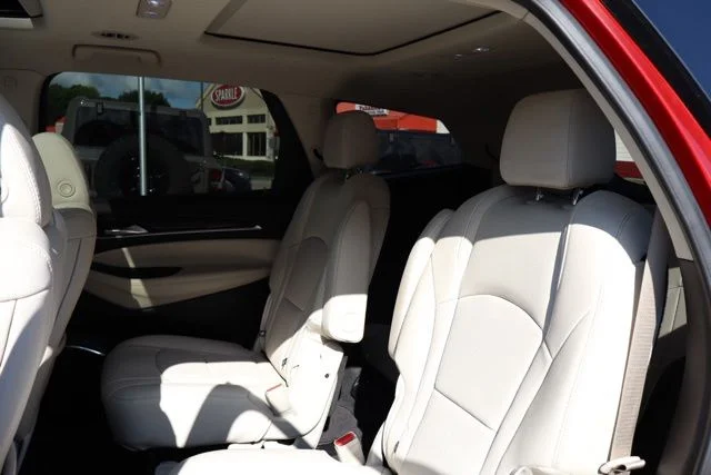 Used 2023 Red Buick Essence image 24