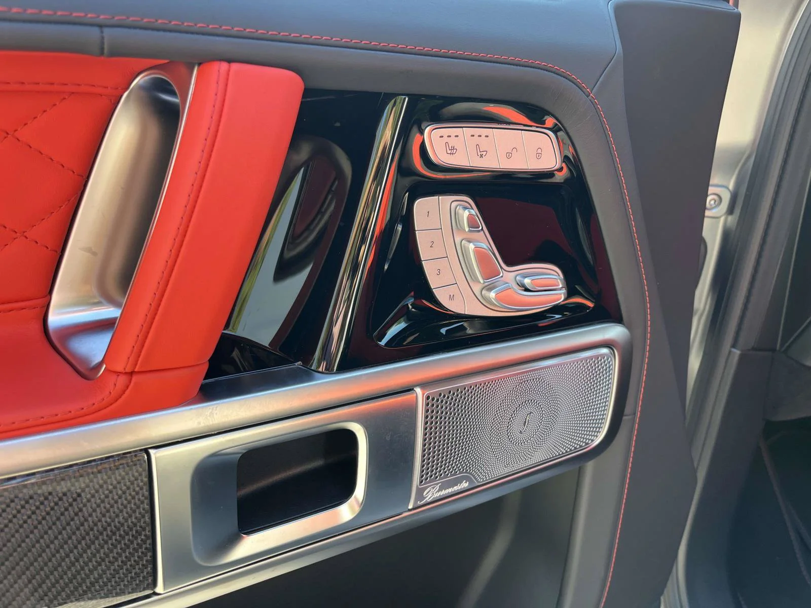 New 2027 MANUFAKTUR Platinum magno Mercedes-Benz AMG® G 63 SUV image 17