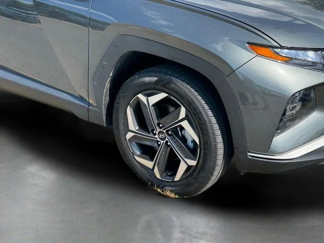 Used 2023 Gray Hyundai SEL Convenience image 11