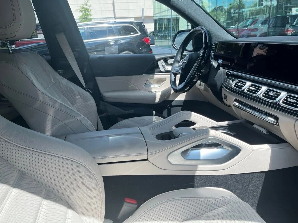 Certified Used 2024 Polar White Mercedes-Benz GLE 450e image 10