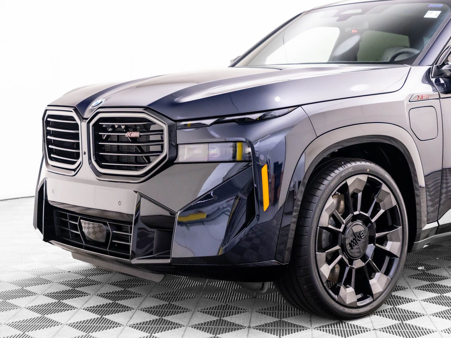 New 2026 Carbon Black Metallic BMW Label image 39