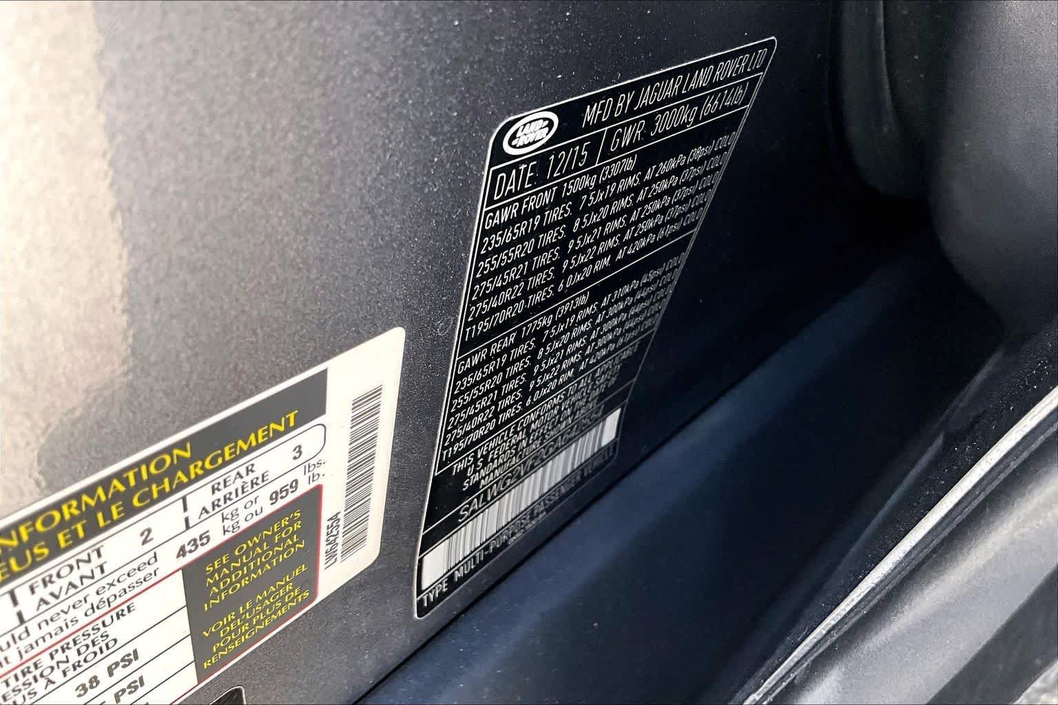Used 2016 Corris Grey Land Rover V6 SE image 34