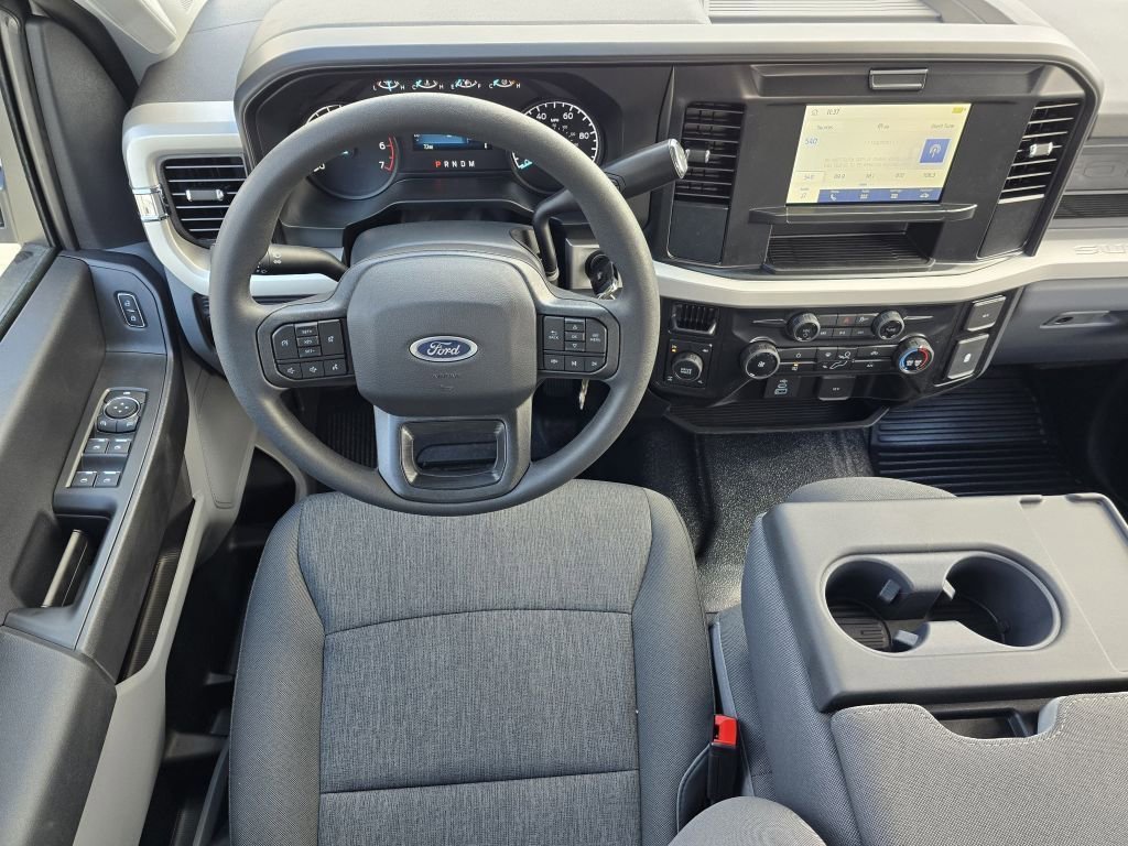 New 2026 Oxford White Ford XL image 32