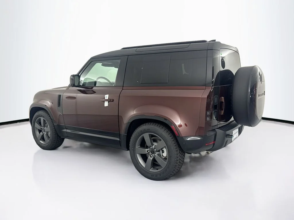 New 2026 Sedona Red Land Rover X-Dynamic SE image 7