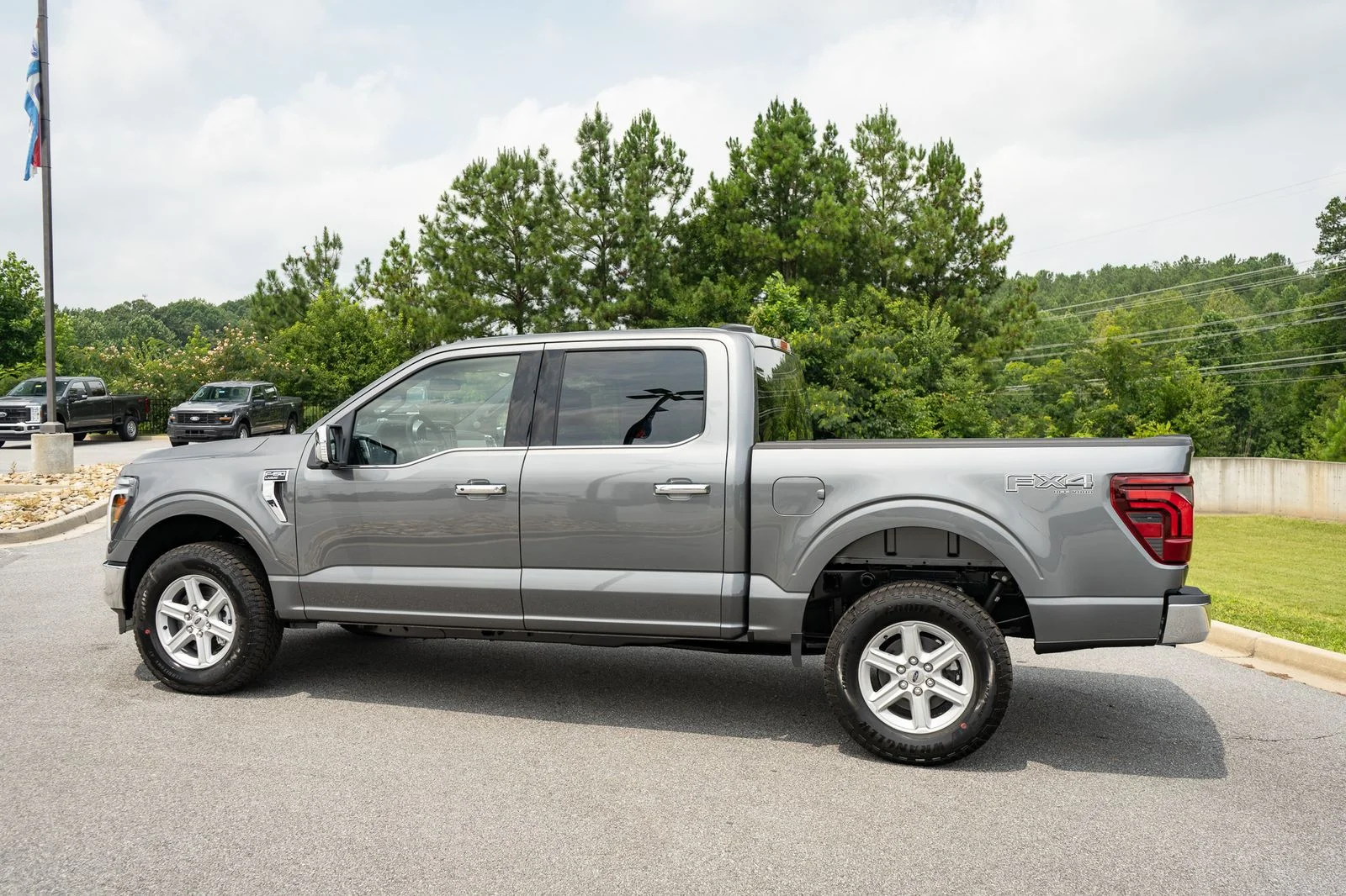 New 2026 Carbonized Gray Metallic Ford Lariat® image 7