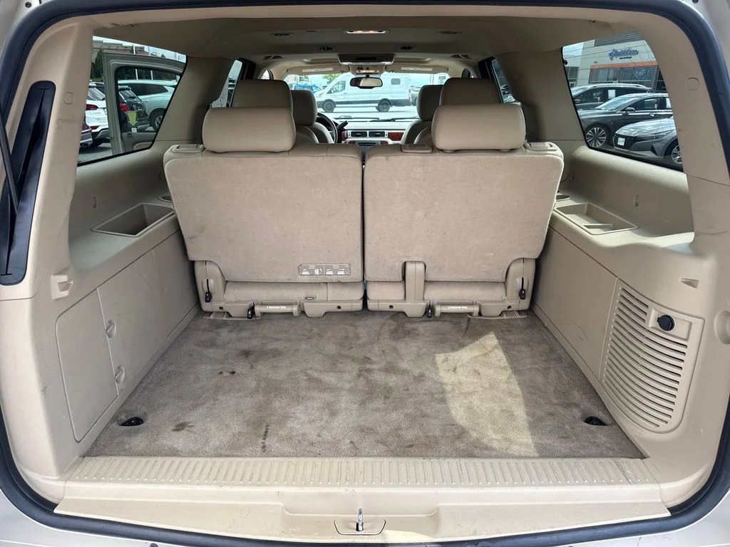 Used 2011 Gold Mist Metallic Chevrolet LT image 26