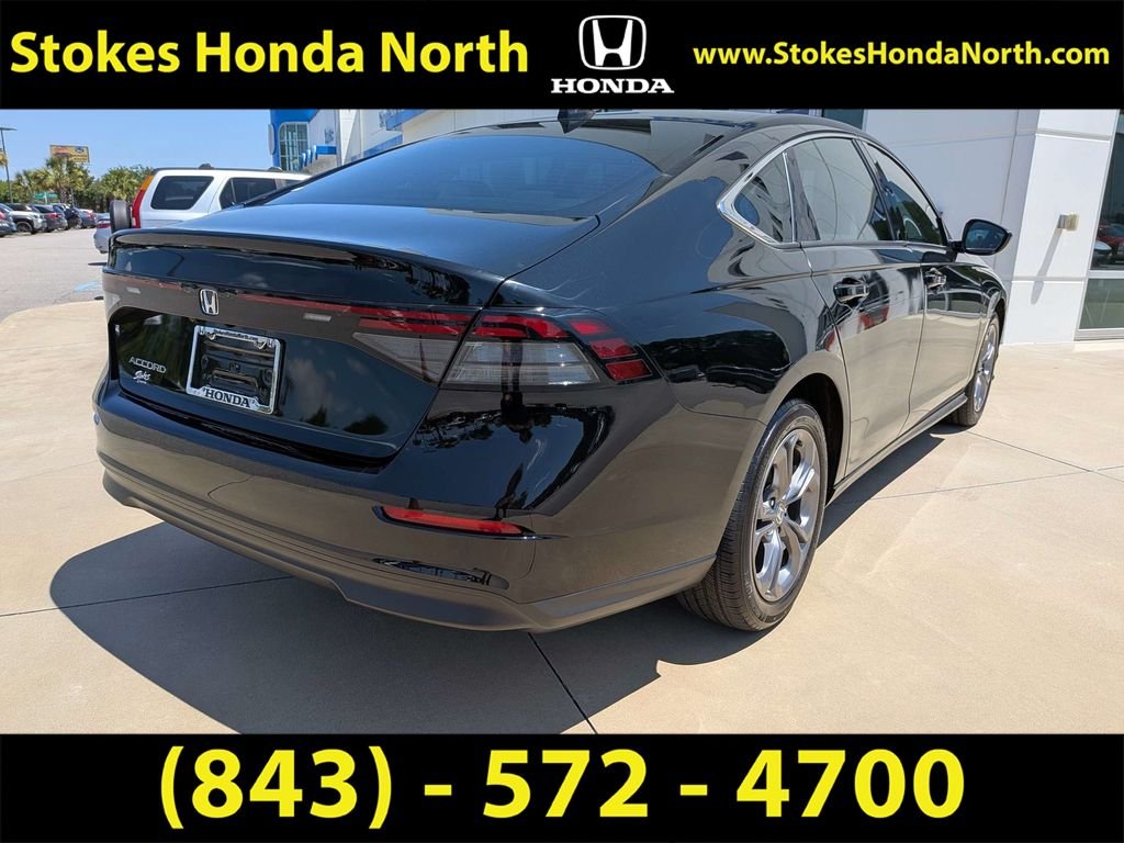 Used 2024  Honda EX image 3