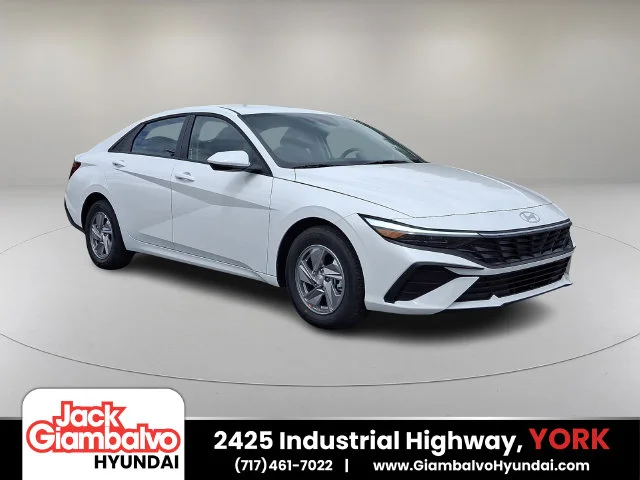 New 2026 White Hyundai SE image 1