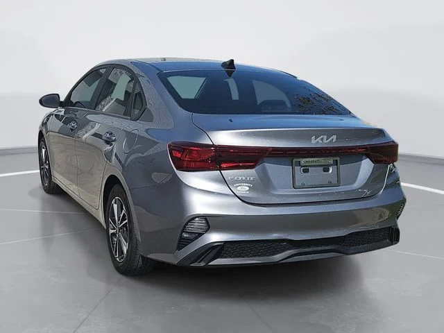 Used 2024 Gray Kia LXS image 5