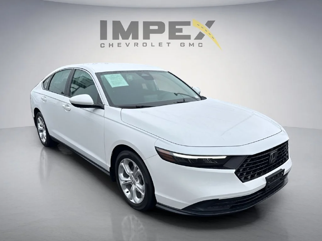 Used 2024 White Honda LX image 7