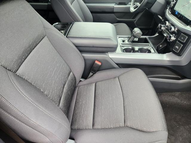 New 2026 Carbonized Gray Metallic Ford XLT image 33