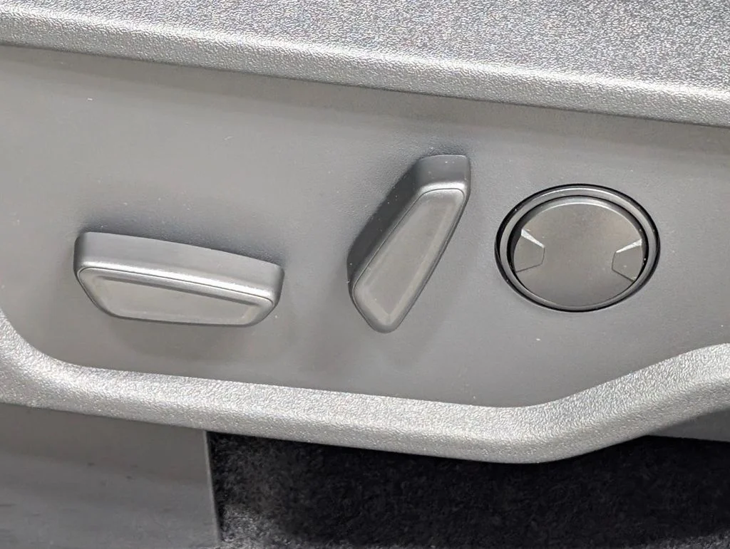 New 2026 Oxford White Ford Outer Banks® image 13