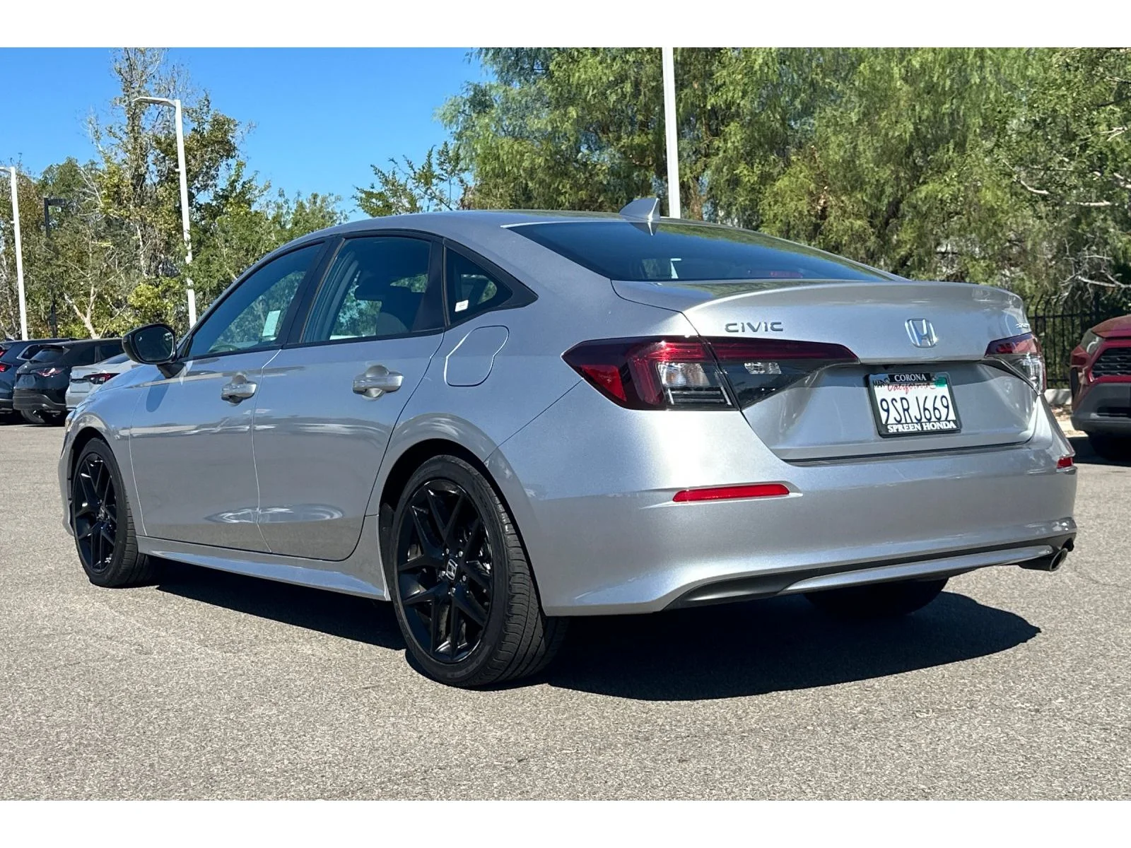 Used 2025 Solar Silver Metallic Honda Sport image 3
