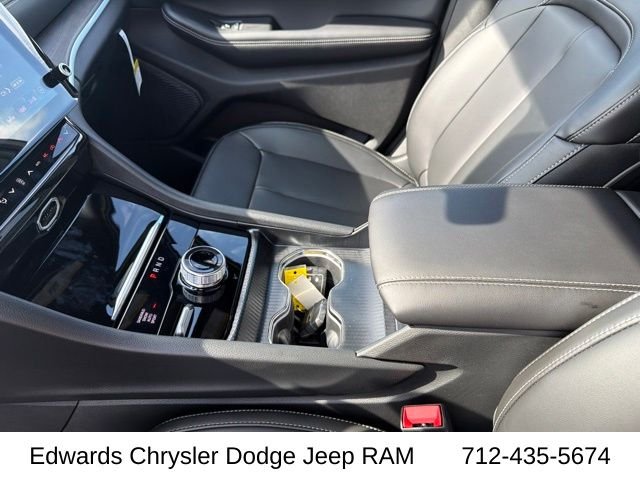 New 2027 Fathom Blue Pearlcoat Jeep Limited image 15