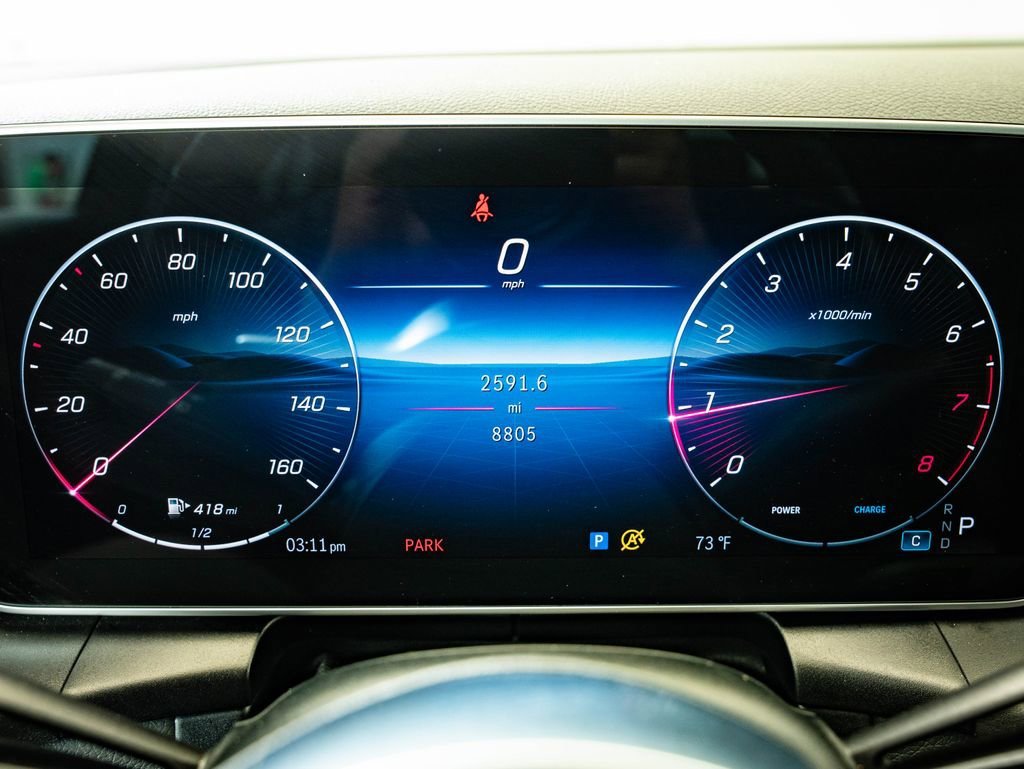 Certified Used 2025 Polar White Mercedes-Benz GLC 300 image 29