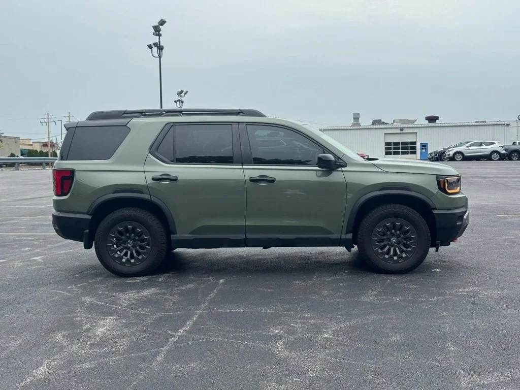 Certified Used 2026 Ash Green Metallic Honda TrailSport image 3