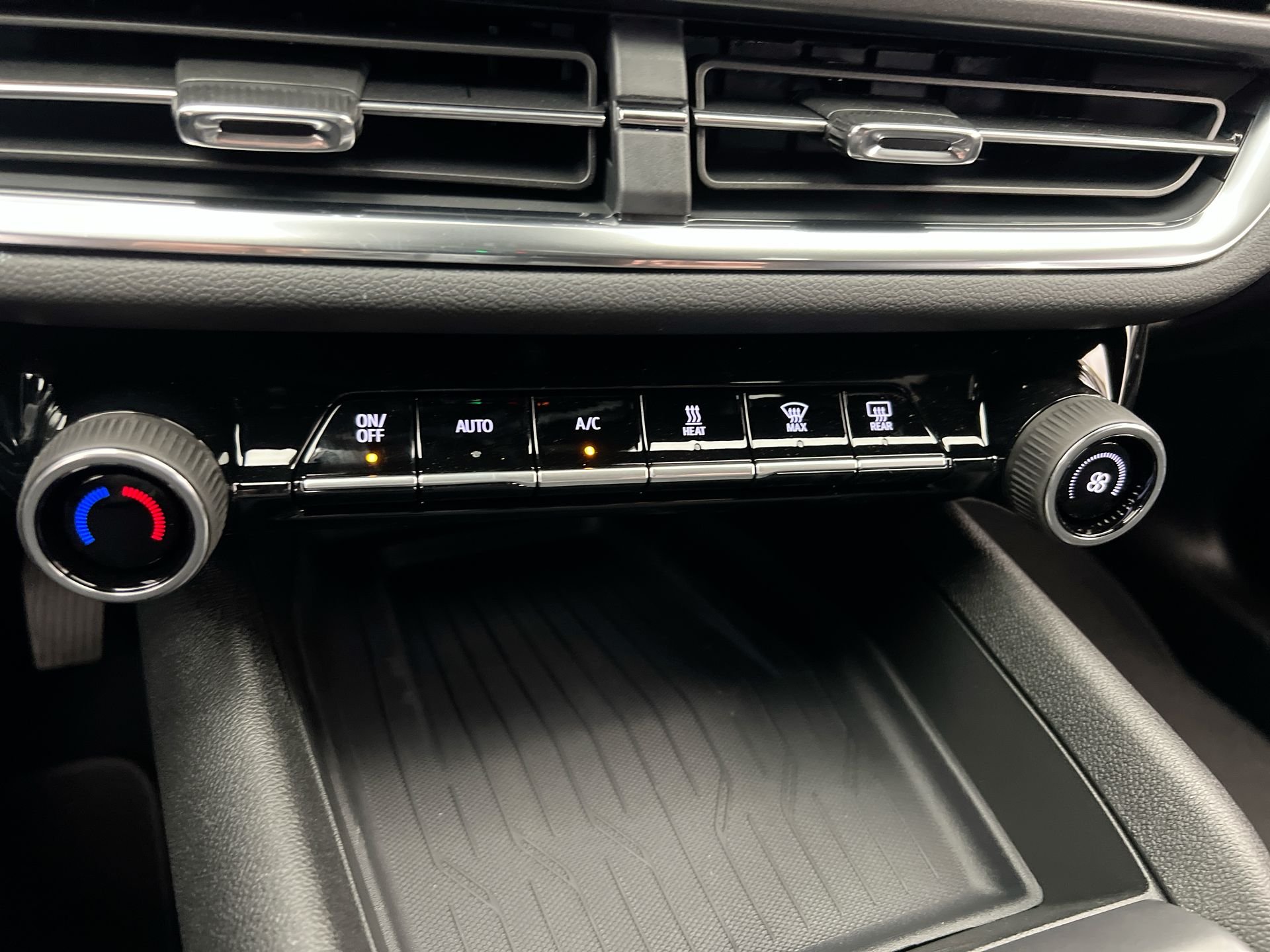 2026 Chevrolet Equinox EV 1LT - Photo 72