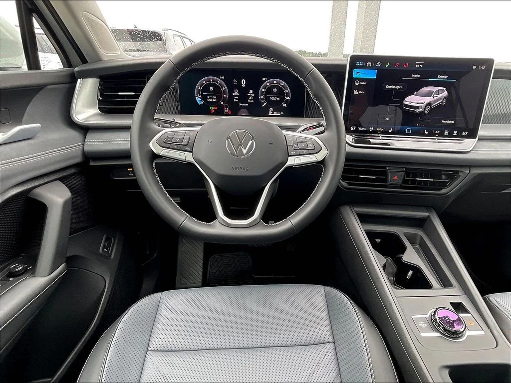 New 2026 White Volkswagen 2.0T SE image 10