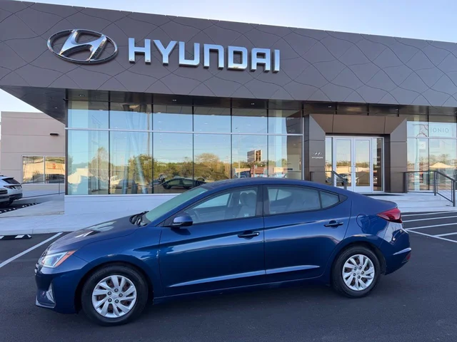 2020 Hyundai Elantra SE