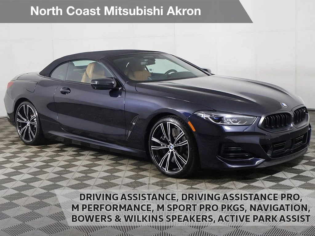 2023 BMW 8 Series M850i xDrive Convertible's photo