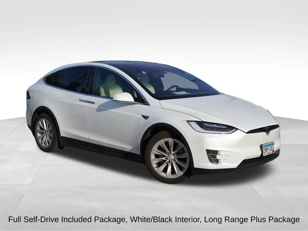 2020 Tesla Model X's photo