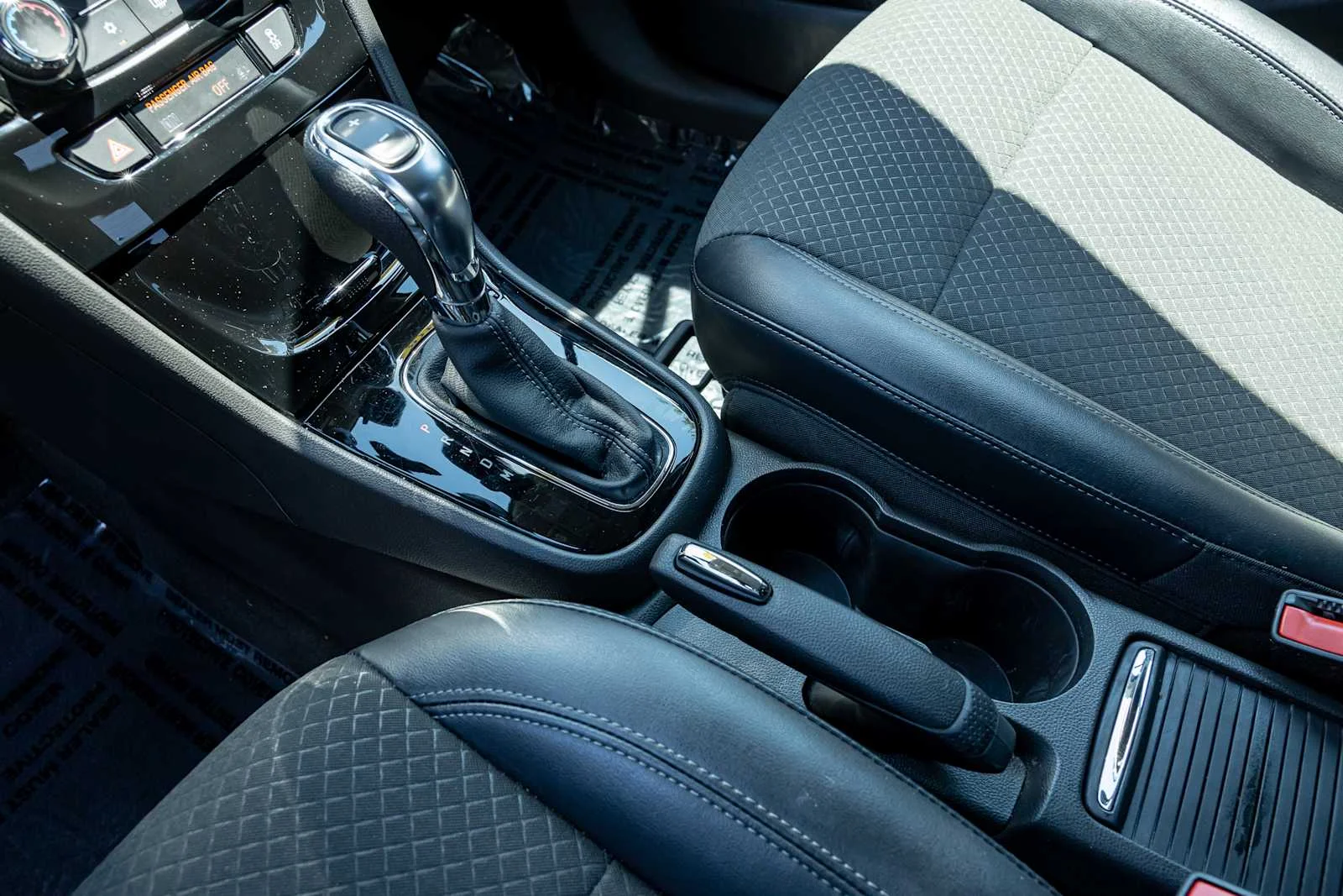 Used 2019 Ebony Twilight Metallic Buick Sport Touring image 22