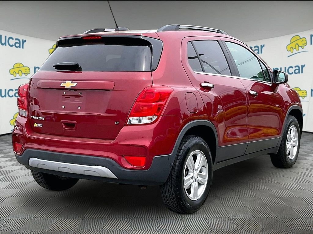 Used 2018 Red Chevrolet LT image 6