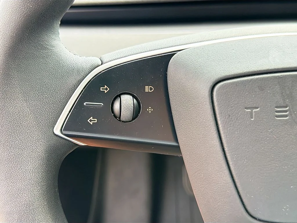 Used 2025 Diamond Black Tesla Long Range image 16