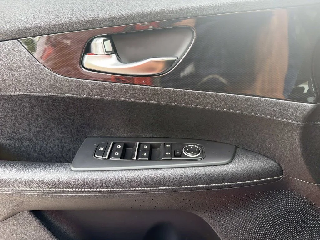 Used 2021 Red Kia GT-Line image 15