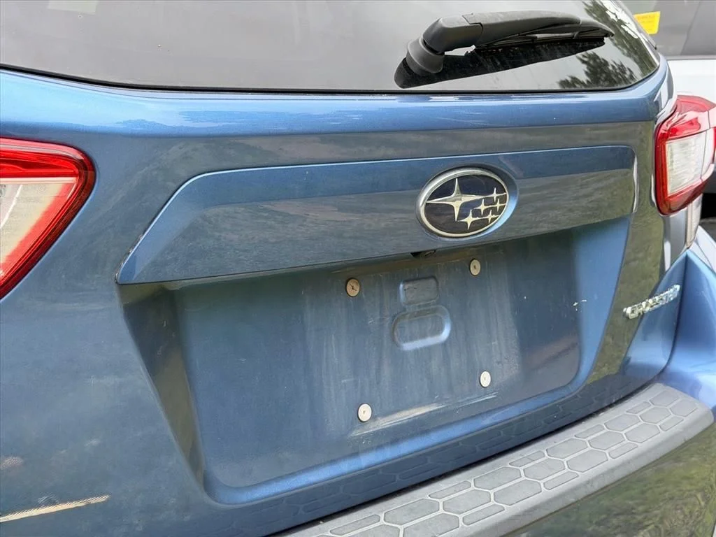 Used 2018 Blue Subaru 2.0i Premium image 11