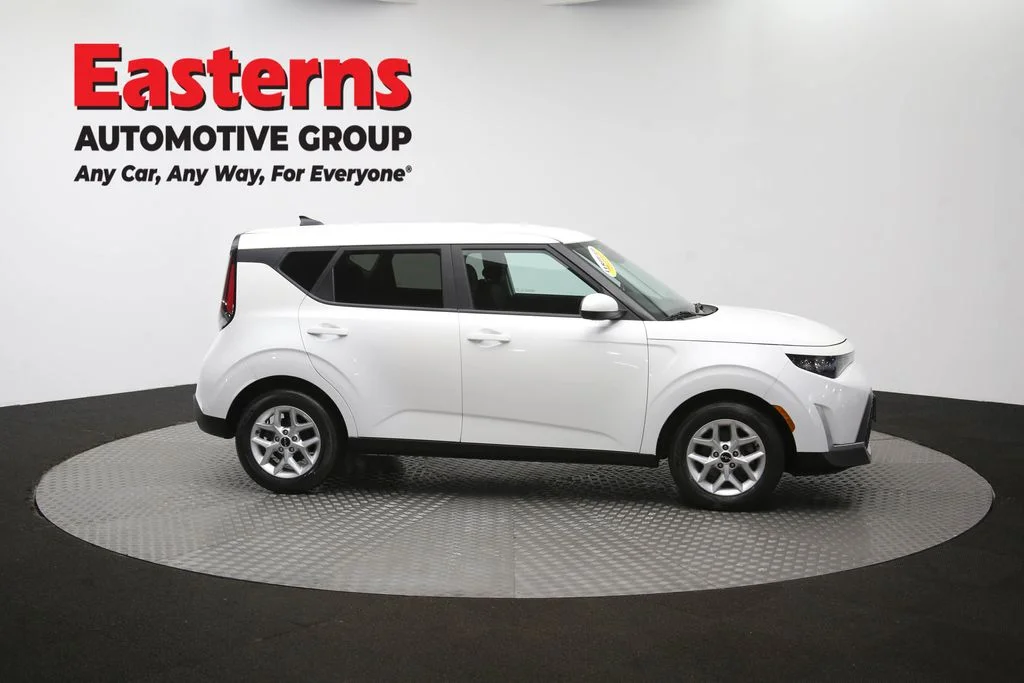 Used 2023 White Kia LX image 47
