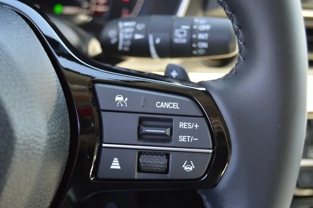 New 2026 Platinum White Pearl Honda RTL Towing image 16