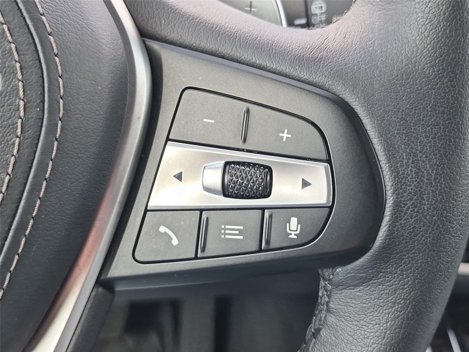 Used 2024 Black Sapphire Metallic BMW xDrive40i image 20