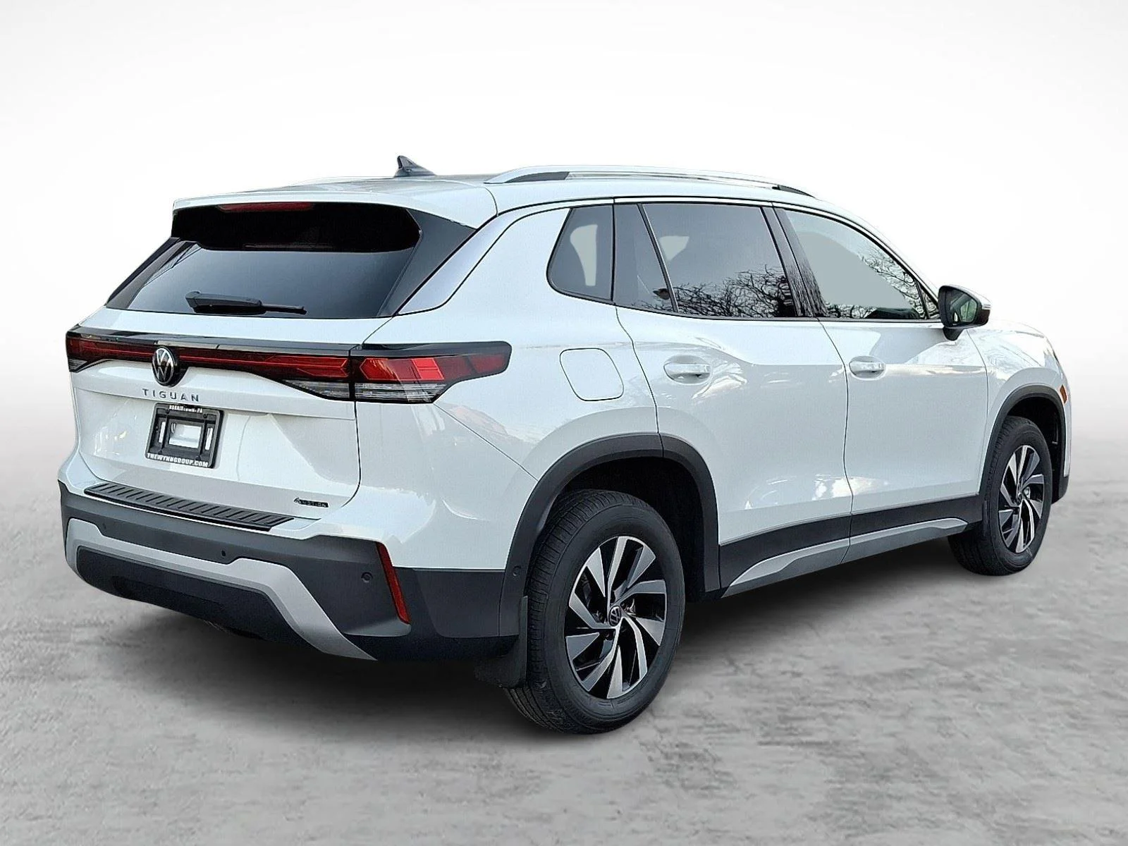 New 2026 0Q0Q/PUREWHITE Volkswagen S image 6