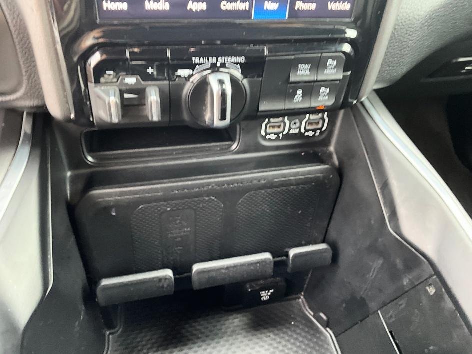 Used 2022 White Ram Laramie image 23