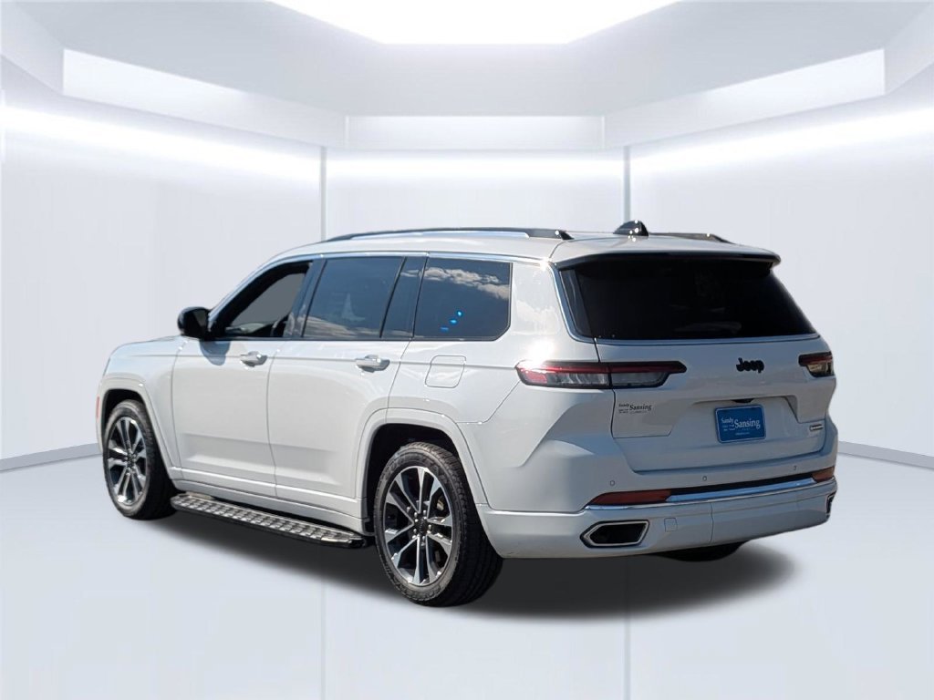 Used 2023 White Jeep Overland image 3