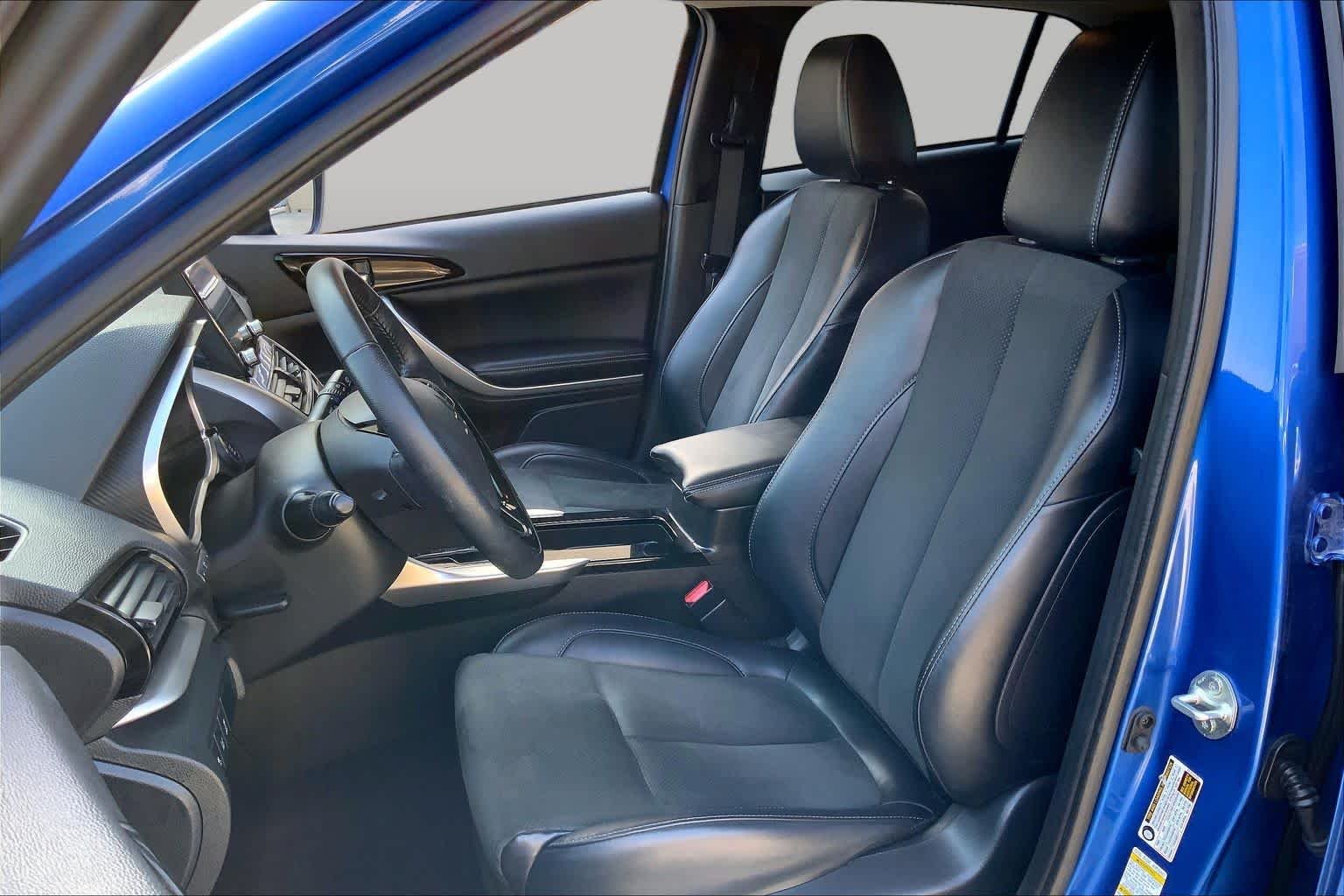 Pre-Owned 2024 Mitsubishi Eclipse Cross SE