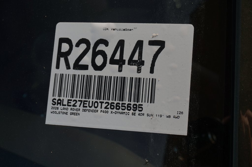 New 2026 Woolstone Green Land Rover X-Dynamic SE image 29