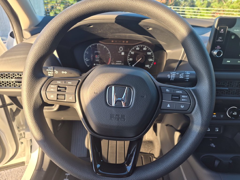 New 2027 Platinum White Pearl Honda LX image 10