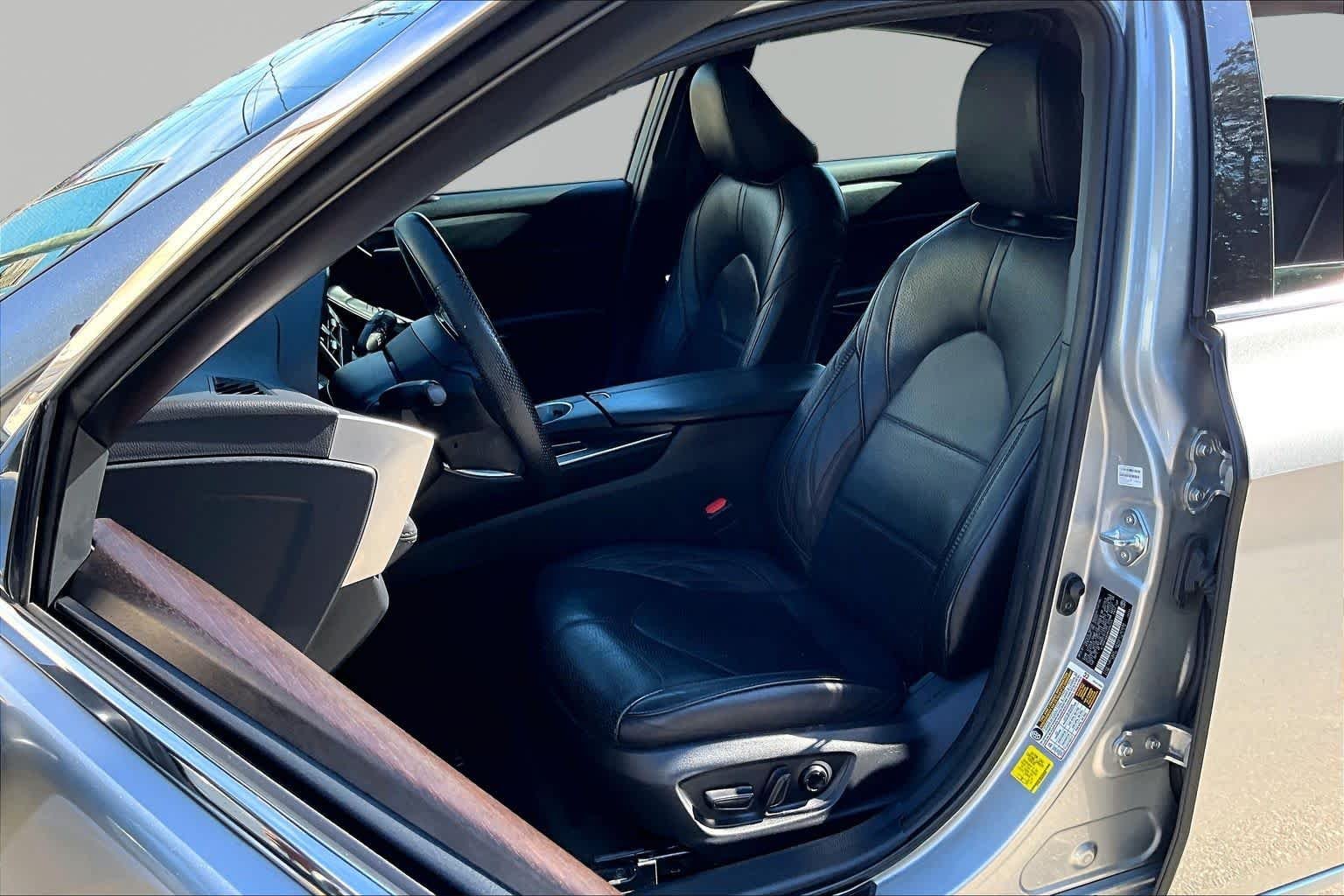 Used 2021 Celestial Silver Metallic Toyota Hybrid Limited image 8
