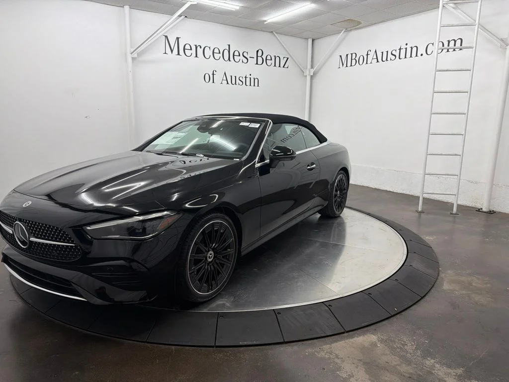 New 2027 Black Mercedes-Benz CLE 300 image 3