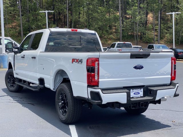 New 2026 Oxford White Ford XL image 4