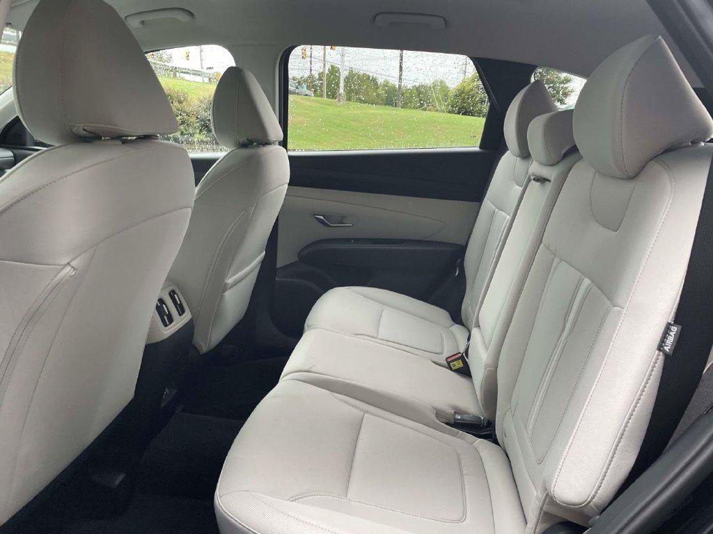 New 2026 Black Hyundai SEL Plus AWD image 11
