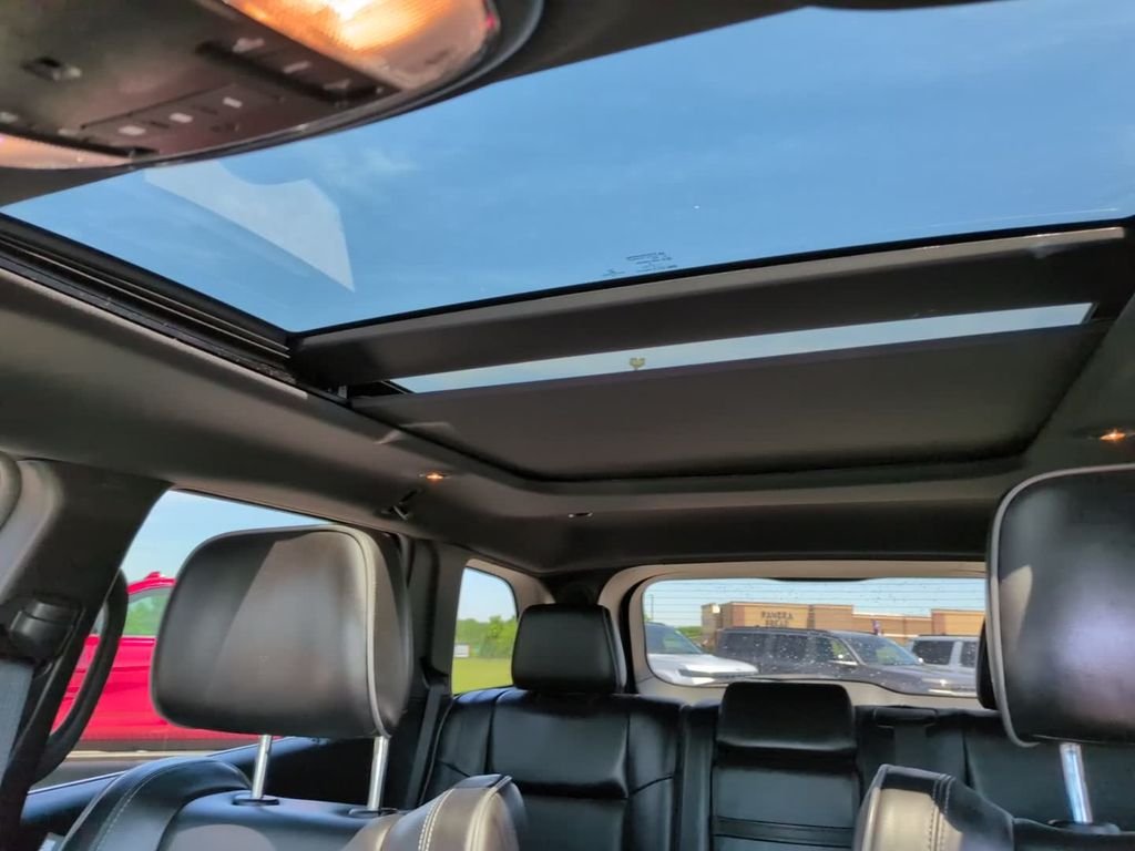 Used 2020 White Jeep Overland image 24